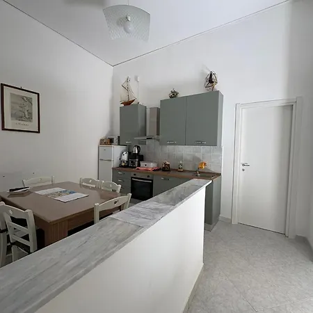 Casa Annunziata بيت للعطل